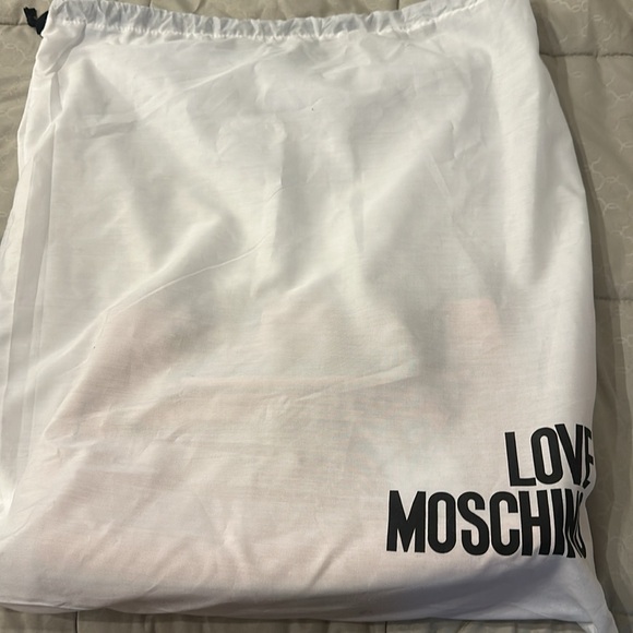 Love Moschino Dusty Rose Shoulder Bag - Picture 15 of 15